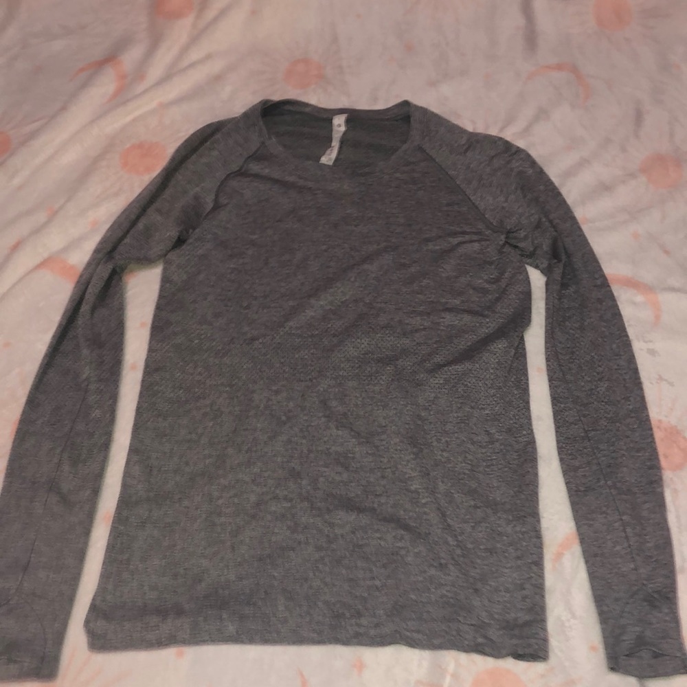 Lululemon Swiftly Tech Long Sleeved Regular Length